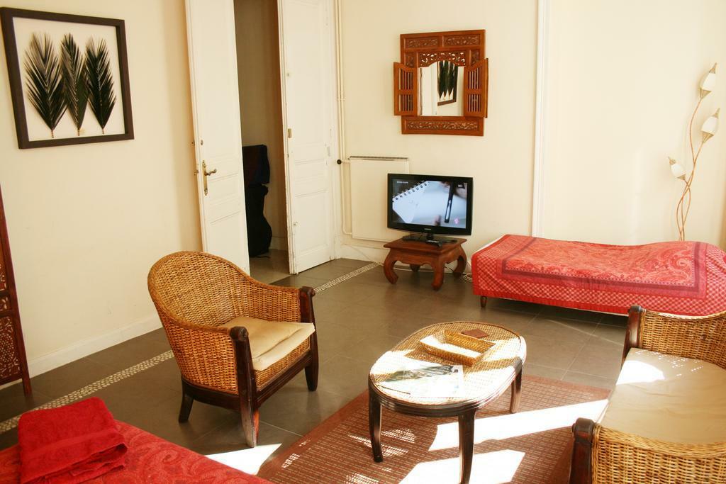 ニース リビエラ スイート ホーム Bed & Breakfast エクステリア 写真